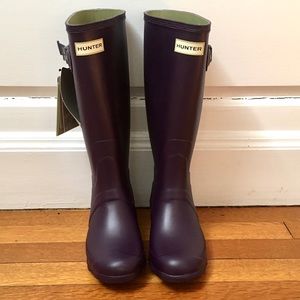 Hunter Rainboots, Dark Iris, Size 7, NWT
